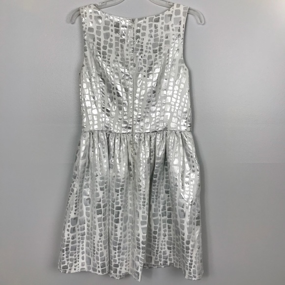 ✨HP✨ Mac + Jac Silver Skater Dress - Picture 2 of 8
